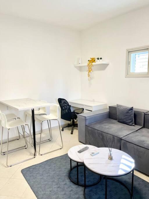 Rambam Beach Apartment Haifa Ngoại thất bức ảnh