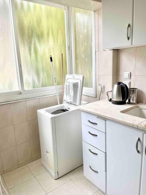 Rambam Beach Apartment Haifa Ngoại thất bức ảnh