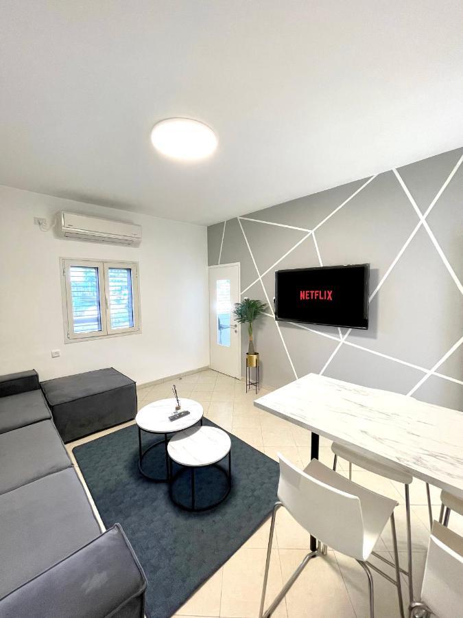 Rambam Beach Apartment Haifa Ngoại thất bức ảnh